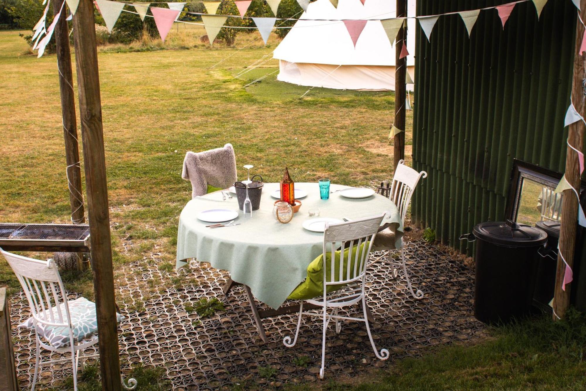 The Follies Glamping Maidstone